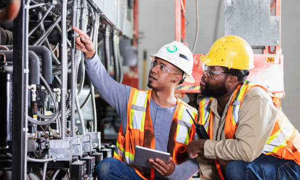 Best Electrical Contractors for Businesses  in Woodmere, LA